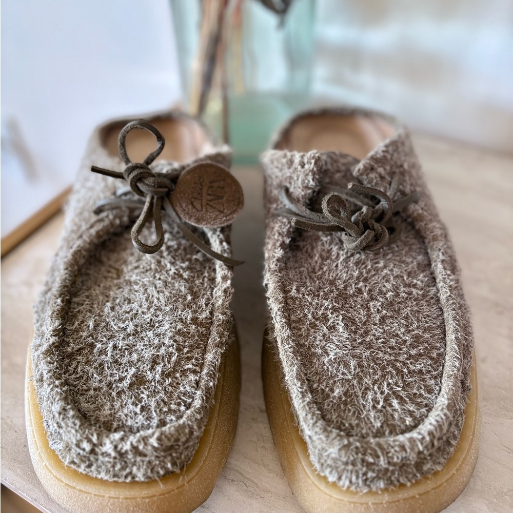 Zara x Clark Wallabee. Suede Mulles.